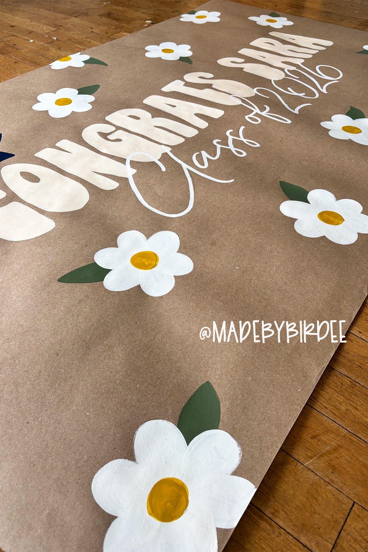 Simple Daisy Graduation Banner